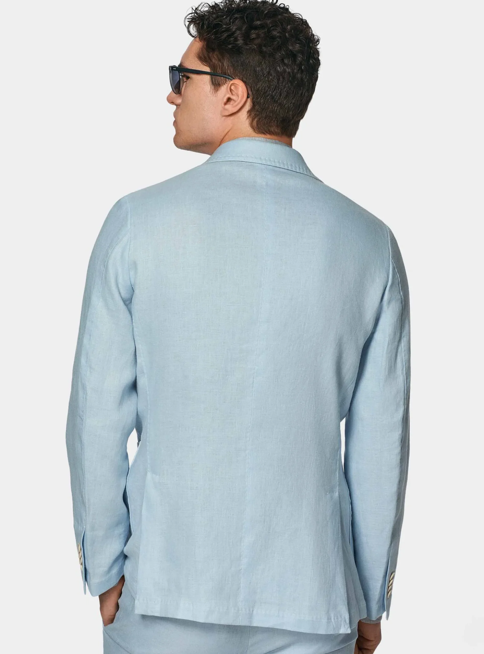 Abito azzurro in puro lino
