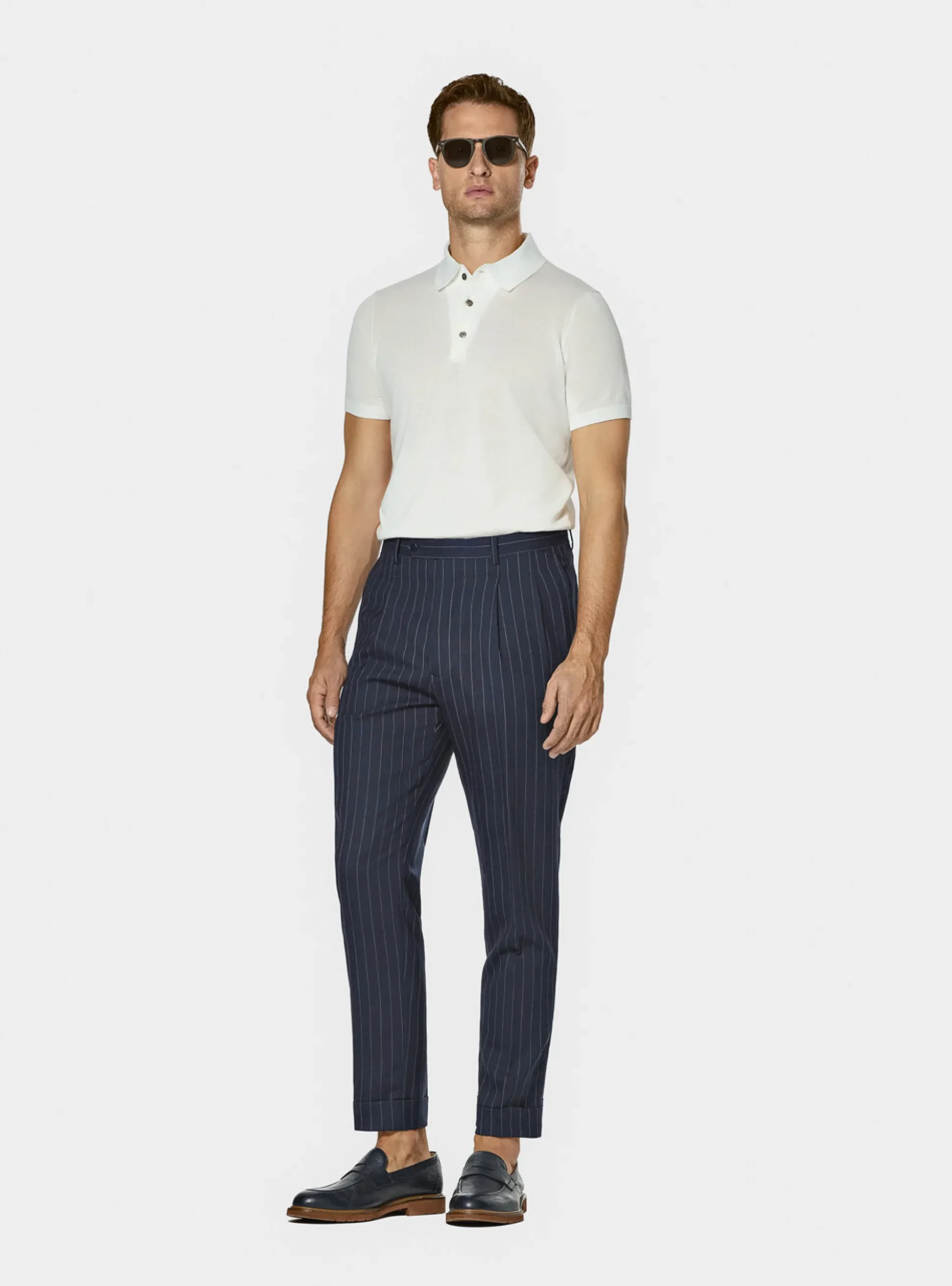 Abito doppiopetto navy in pura lana gessata
