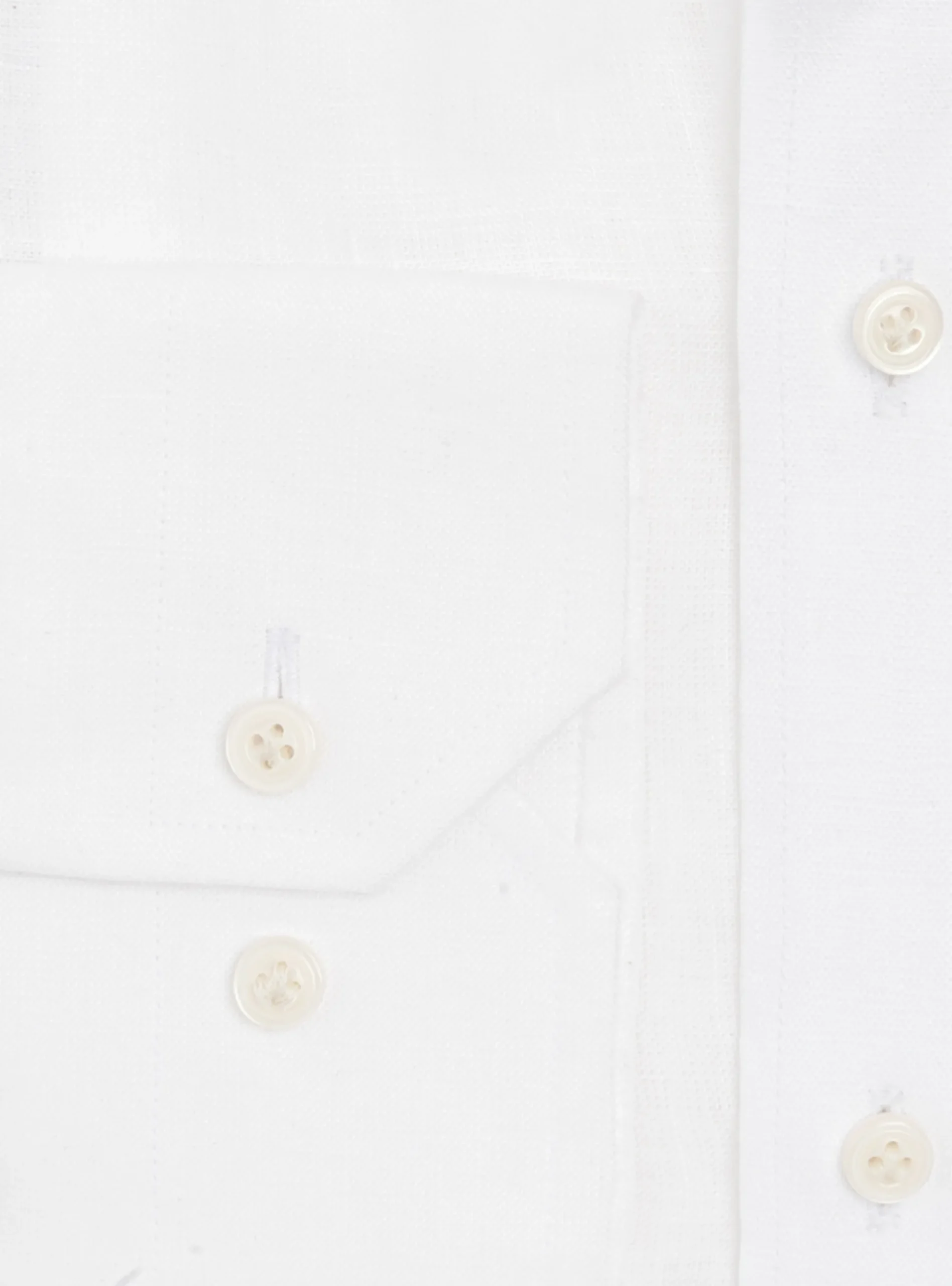 Camicia classic fit comoda in puro lino con collo button down