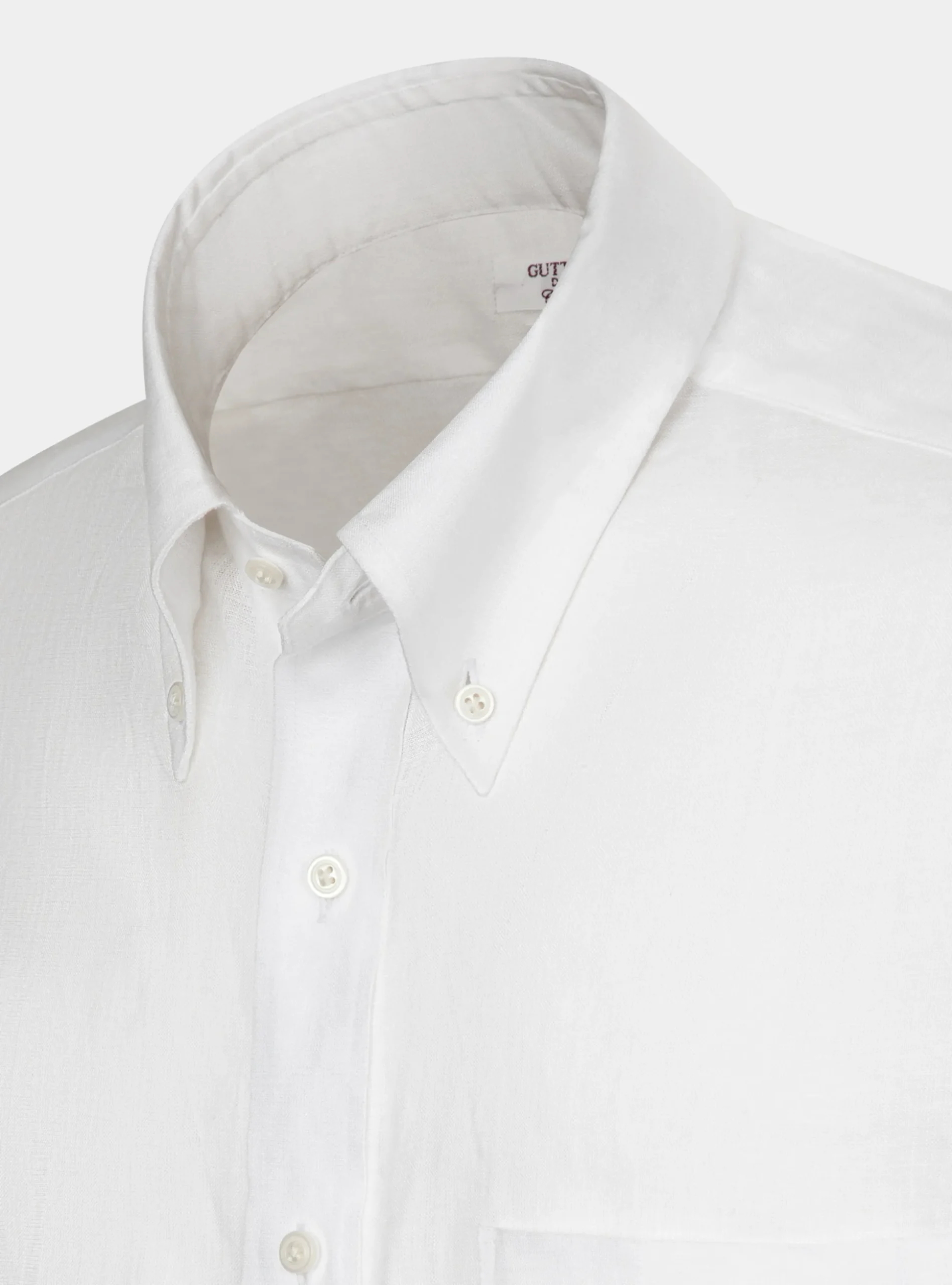Camicia classic fit comoda in puro lino con collo button down