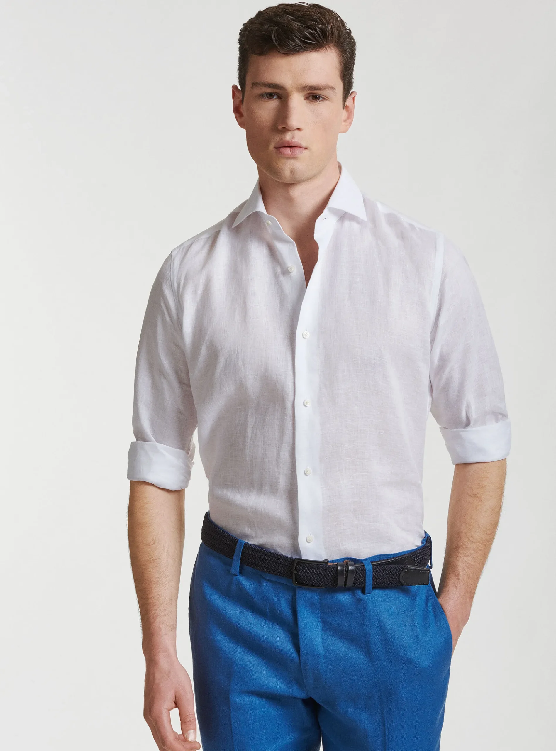 Camicia in puro lino con collo semi francese