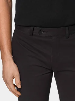 Pantaloni chino slim fit in cotone twill