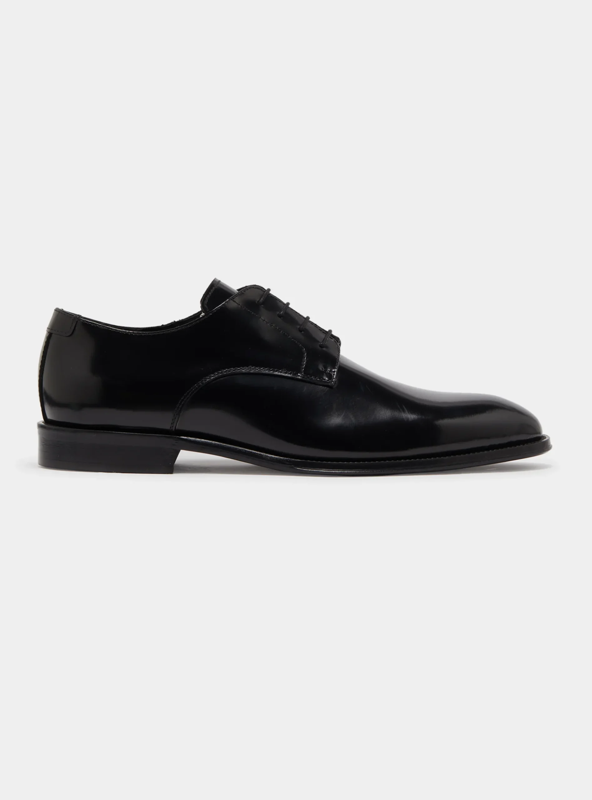 Scarpa smoking